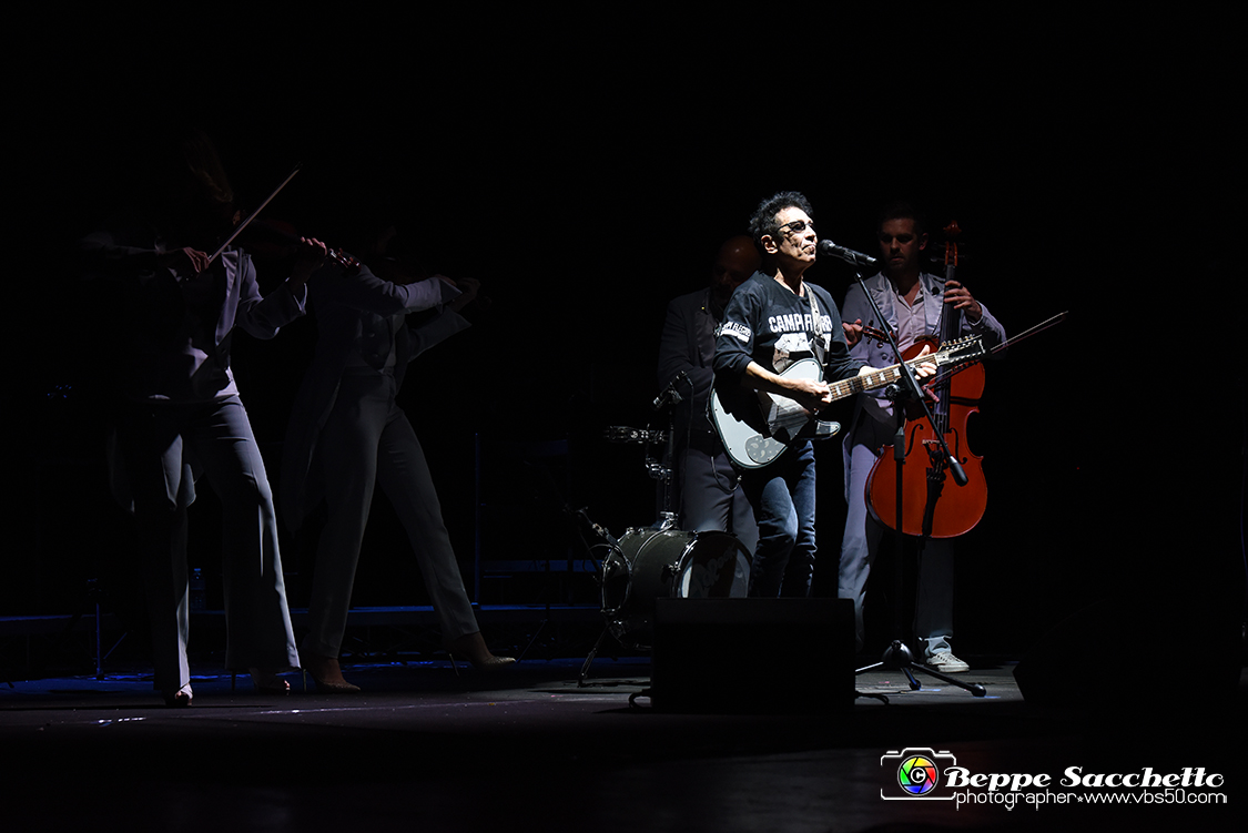 VBS_3979 - Concerto Edoardo Bennato - Peter Pan Rock 'n' Roll Tour.jpg